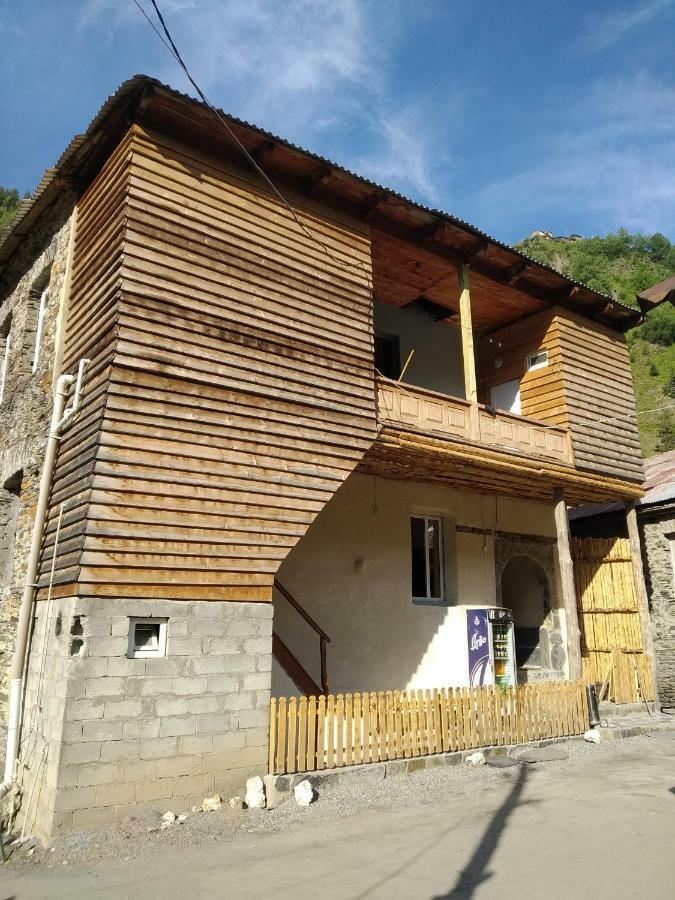 Raul Lushnu Darbaz Panzió Mestia Kültér fotó