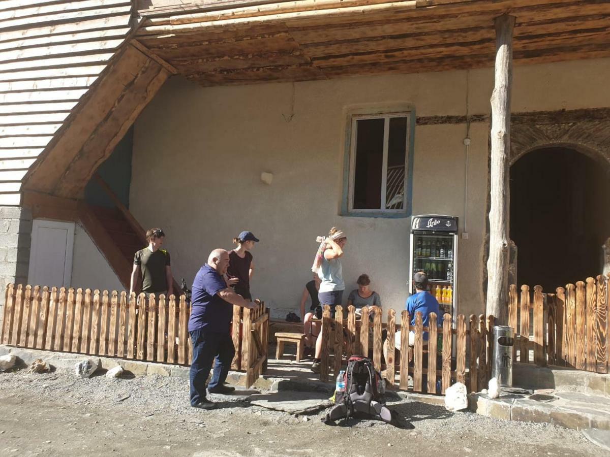 Raul Lushnu Darbaz Panzió Mestia Kültér fotó